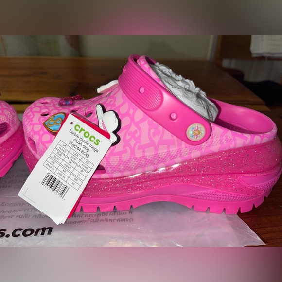 Crocs x Barbie Mega Crush Clog Limited Edition - Picture 5 of 9